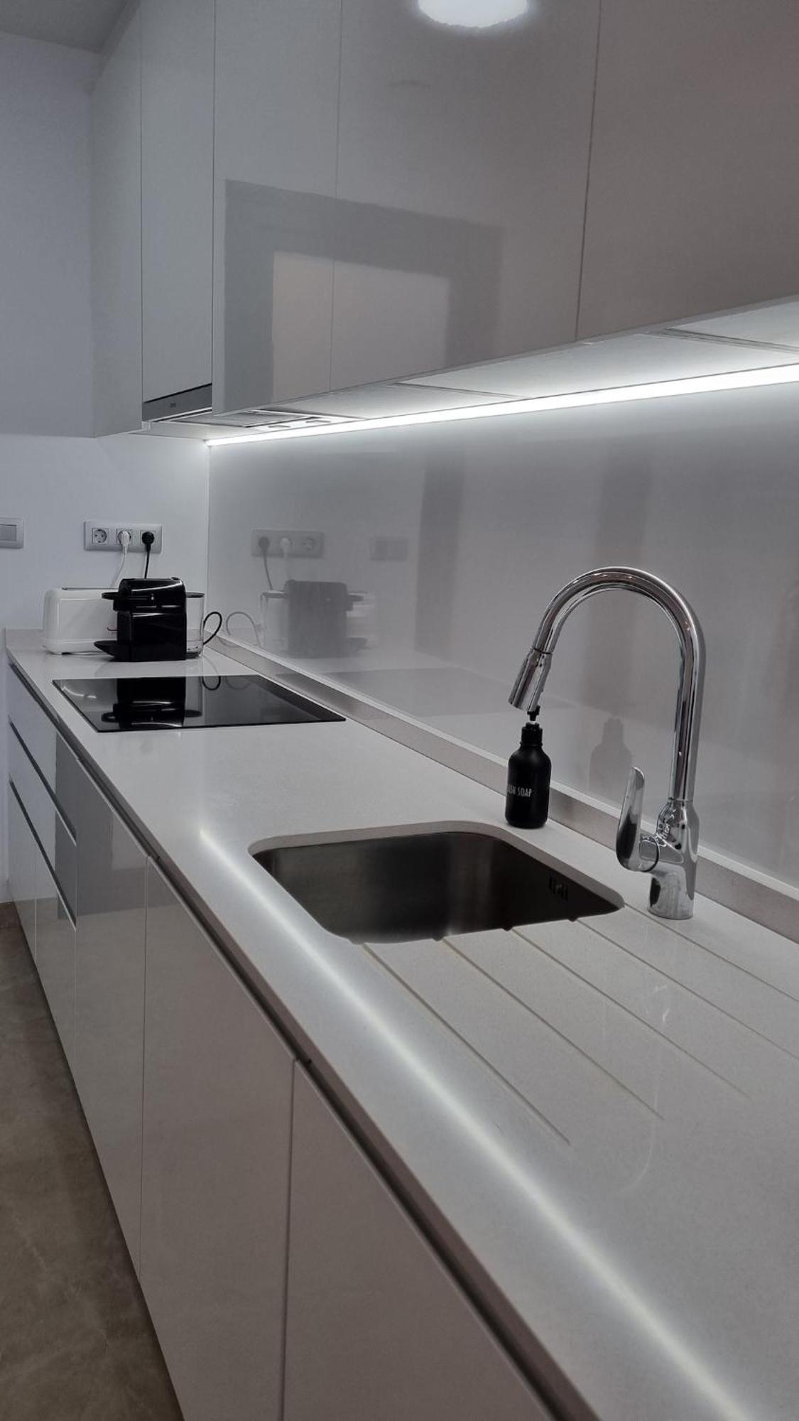 Sunset Cliffs Seaside Apartment Benidorm Extérieur photo